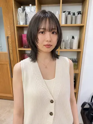 ミディアム ゆうとレイヤーカット ショートカットパーマのヘアスタイル