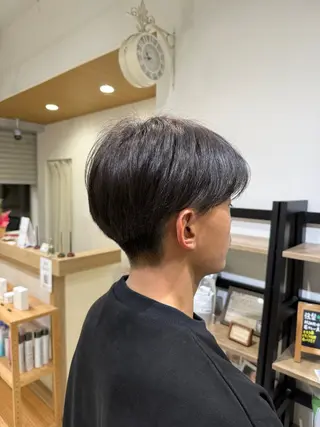 カラー メンズ 島 歩那のヘアスタイル