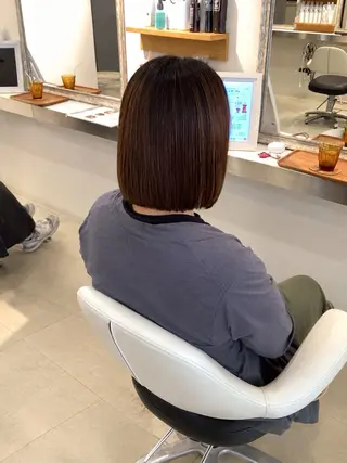 ショート カラー hair bonitaのヘアスタイル