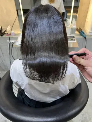 カラー ロング Lond oneのヘアスタイル