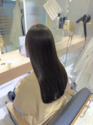 ロング バイエイト名古屋 星野ヒロトのヘアスタイル