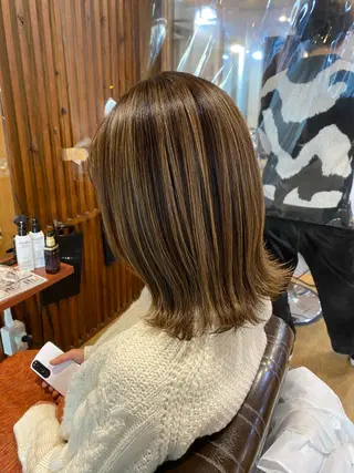 ミディアム カラー 女性目線でつくる ボブ縮毛矯正のヘアスタイル
