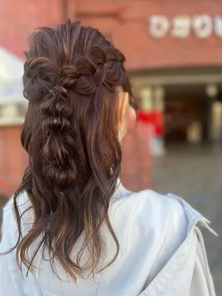 ミディアム ヘアアレンジ ERINA 🤍のマツエク・マツパデザイン