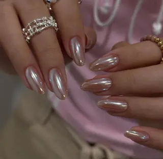 ネイル エリ🫧 nail池袋東口のネイルデザイン