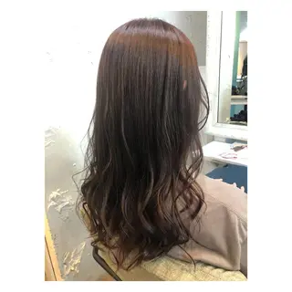 ロング オイカワ ルウのヘアスタイル