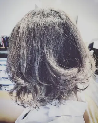 ショート カラー spa hair ark 富井直美のヘアスタイル