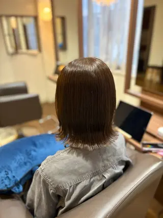 ショート カラー 三浦 萌佳のヘアスタイル
