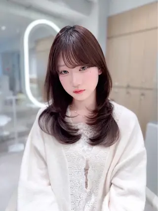 ミディアム 安達 祥生のヘアスタイル