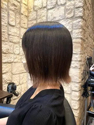 ショート ブリーチカラー⸜♡⸝ クルミ🐍のヘアスタイル