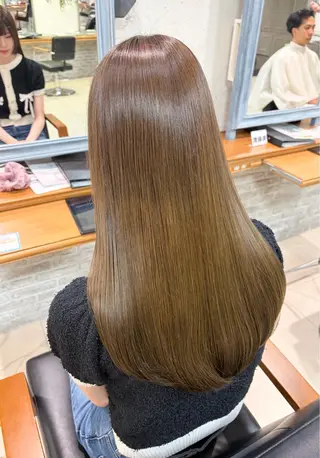 ロング カラー 透明感カラー🎀／ 寒色カラー／マツエクのヘアスタイル
