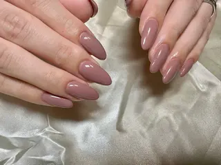 セミロング yuka ⭐︎のネイルデザイン