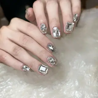 ネイル 🌈 Laule'aのネイルデザイン