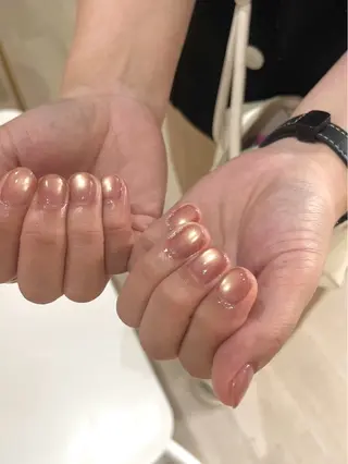 ネイル Toujours / nijinaのネイルデザイン