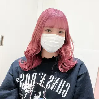 セミロング カラー 🩵ブリーチカラー MIORI🩵のヘアスタイル