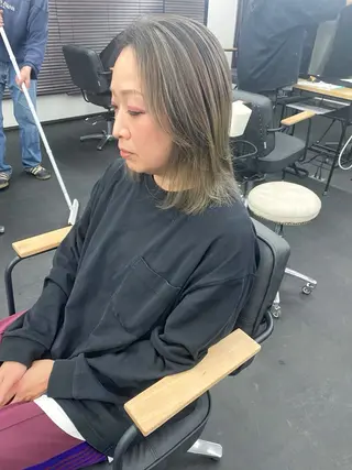 ミディアム カラー 山﨑 大暉【ダブルカラー】のヘアスタイル