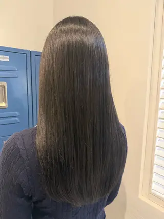 ロング カラー 太田 結愛のヘアスタイル