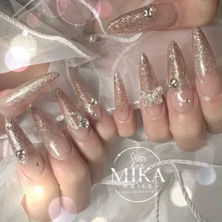 ネイル Genie Mika Nailsのネイルデザイン
