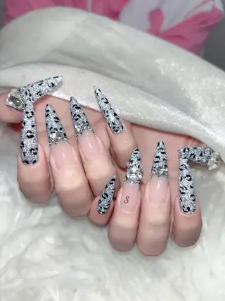 ネイル MoMoA Nail ネイル長さ出し専門店のネイルデザイン