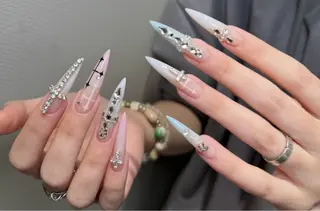 ネイル D-BEAUTY Nailsalonのネイルデザイン