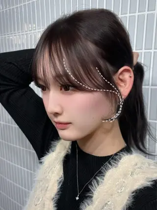 セミロング カラー 友田 那都のヘアスタイル
