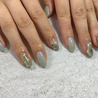 ネイル clocln / Suzukaのネイルデザイン