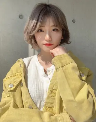 ミディアム カラー ヘアアレンジ 🪞official THREE 横浜🎀のヘアスタイル