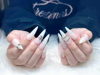 ネイル Lisa Nail Salonのネイルデザイン