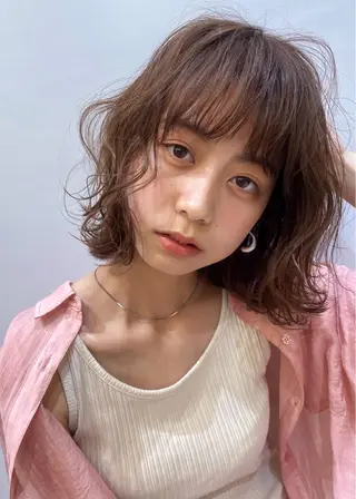 ショート レイヤー/大人ボブ| ワタナベ リョウカのヘアスタイル