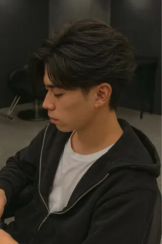 ミディアム パーマ ヘアアレンジ メンズ 🔥ニュアンス フェザー小林海斗🔥のヘアスタイル
