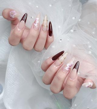 ネイル Nova Nail Nippon 店のネイルデザイン