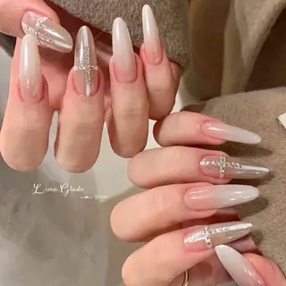 ネイル Luna Gladeのネイルデザイン