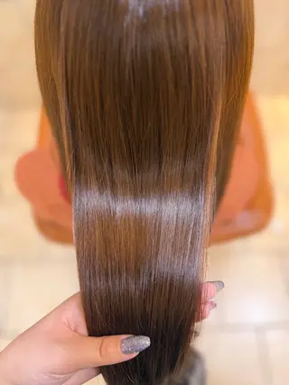 ロング カラー 井上 琉菜のヘアスタイル