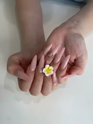 ネイル Limnail🤍 ayaのネイルデザイン