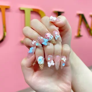 ネイル YURI Nail Funabashiのネイルデザイン