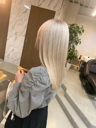 セミロング カラー ハイトーン×似合わせ 🌱中川慎之介のヘアスタイル