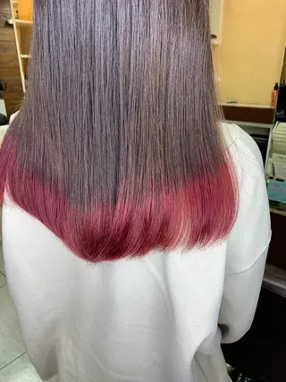セミロング レイヤー/艶髪カラー 森本くるみのヘアスタイル