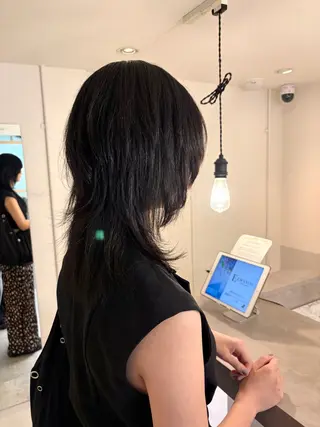 ミディアム ☁️ケアブリーチ¦ ウルフ¦Shioriのヘアスタイル