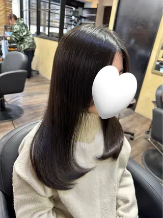セミロング 艶カラー🎀 YUUKAのヘアスタイル
