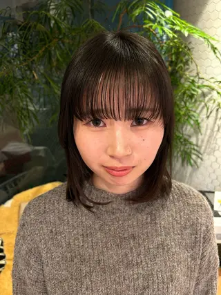 ミディアム 梅沢 優羽のヘアスタイル