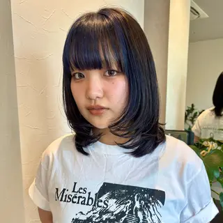 セミロング 透明感カラー/ レイヤー/ユウユのヘアスタイル