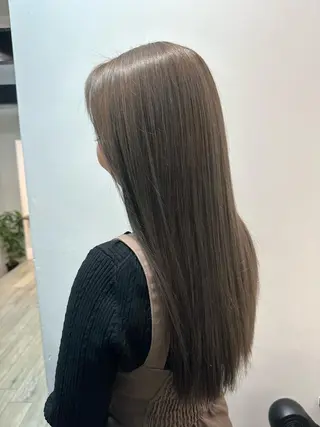 ロング カラー ヘアアレンジ 髪質改善🫧美髪矯正 🤍Yuiのヘアスタイル