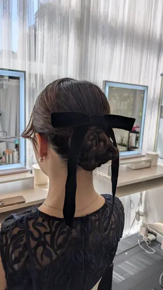 セミロング ヘアアレンジ 似合わせヘアメイク 🫧moko🫧のヘアスタイル
