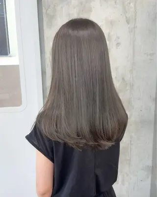 ロング カラー 高橋大樹/グレー ジュ/ブリーチなしのヘアスタイル