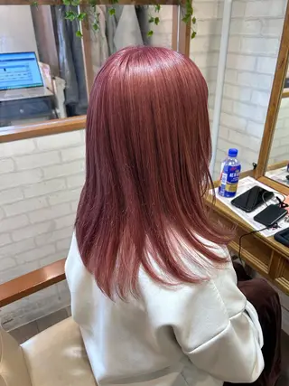 ミディアム カラー 🐤 ゆい🐓のヘアスタイル