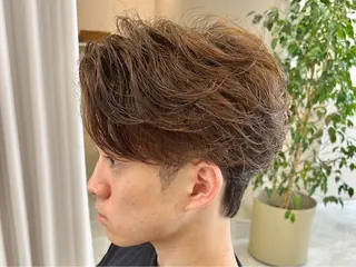 ショート センターパート 韓国ヘア・綾也のヘアスタイル