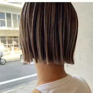 ショート カラー しんどう ことねのヘアスタイル