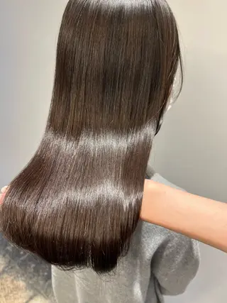 ロング 梅本 有希のヘアスタイル