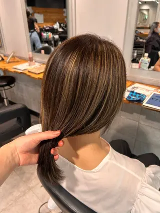 ミディアム レイヤーStyle 🪽菜々実のヘアスタイル