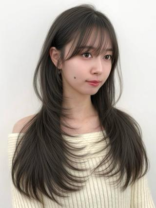 セミロング カラー 透明感カラー🩶 ×小顔カット難波のヘアスタイル