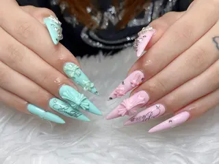 ネイル Rei _Nail 新宿のネイルデザイン